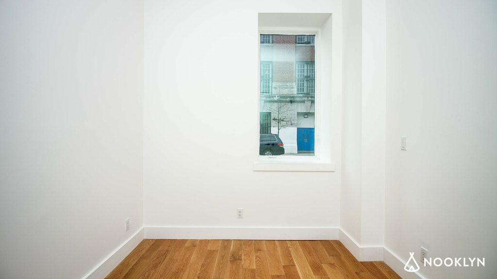 783 Knickerbocker Ave - Photo 7