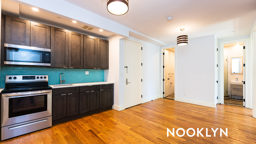 868 Lafayette Ave - Photo 14
