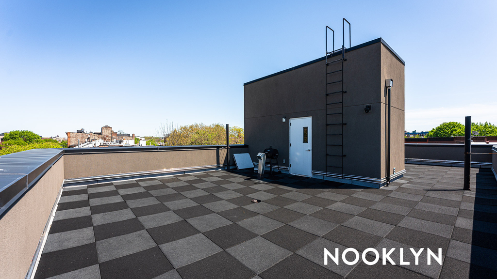 868 Lafayette Ave - Photo 4