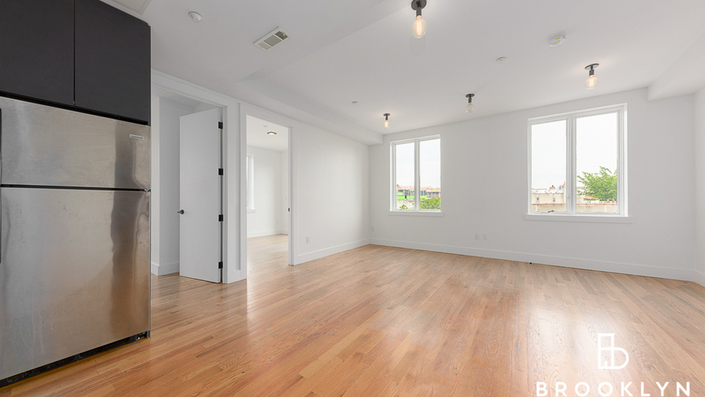217 Malcolm X Blvd - Photo 2