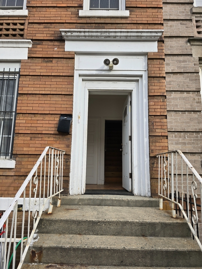 381 New Jersey Avenue - Photo 5