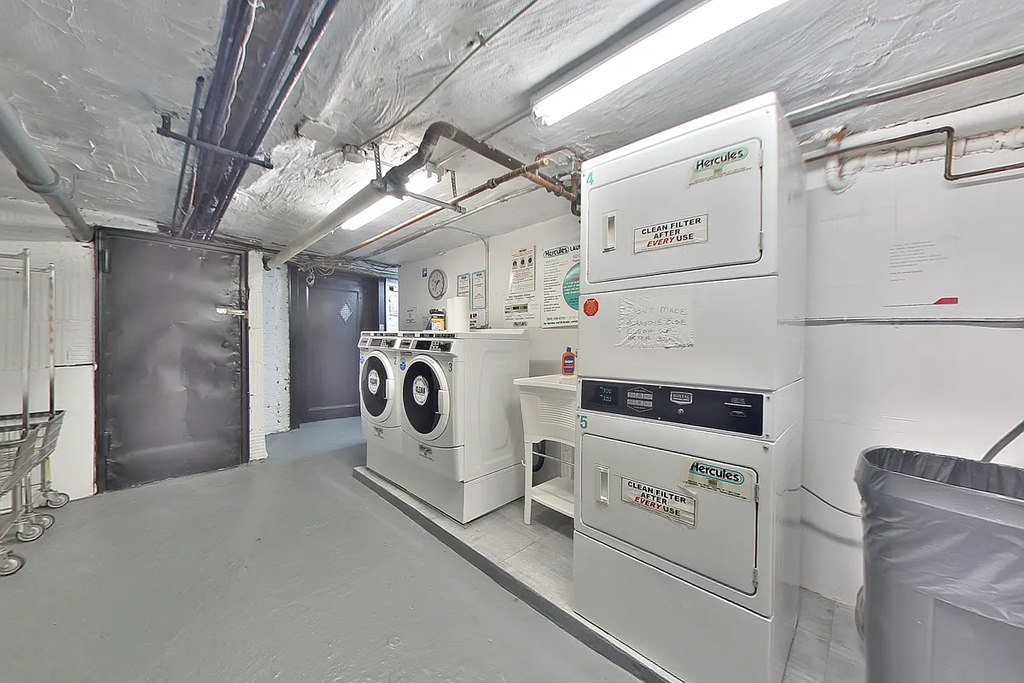 210 East 38th Street - Photo 5