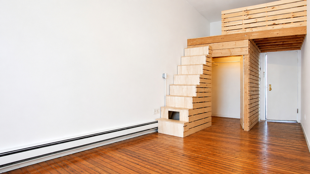 1085 Willoughby Ave  - Photo 6
