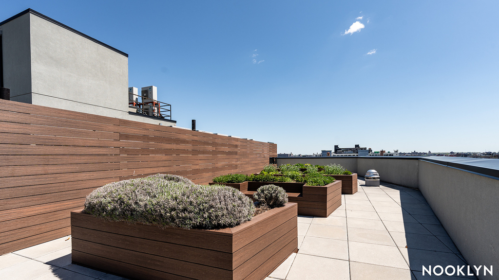 58 Vanderbilt Ave - Photo 10