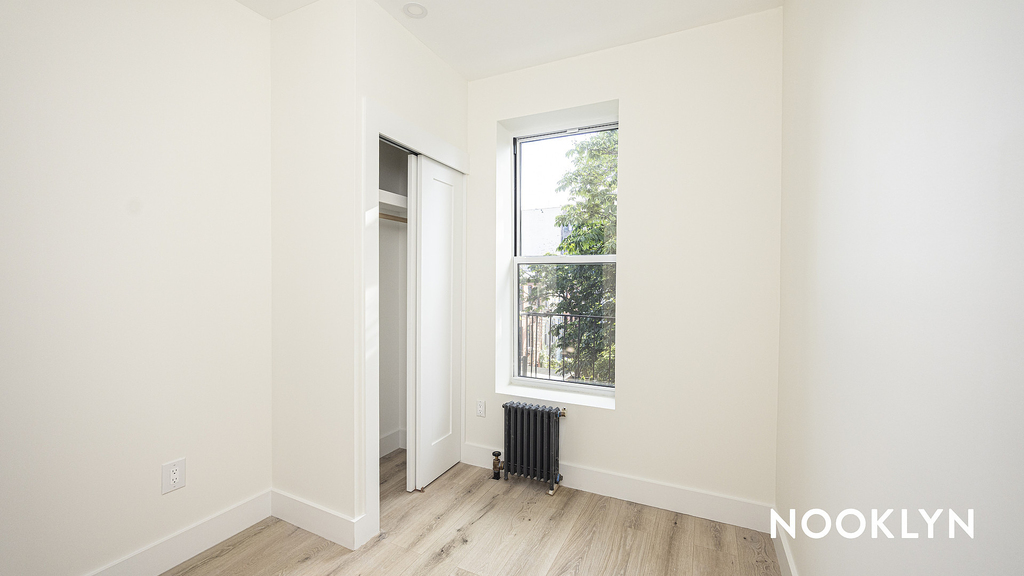 32 Patchen Ave - Photo 19