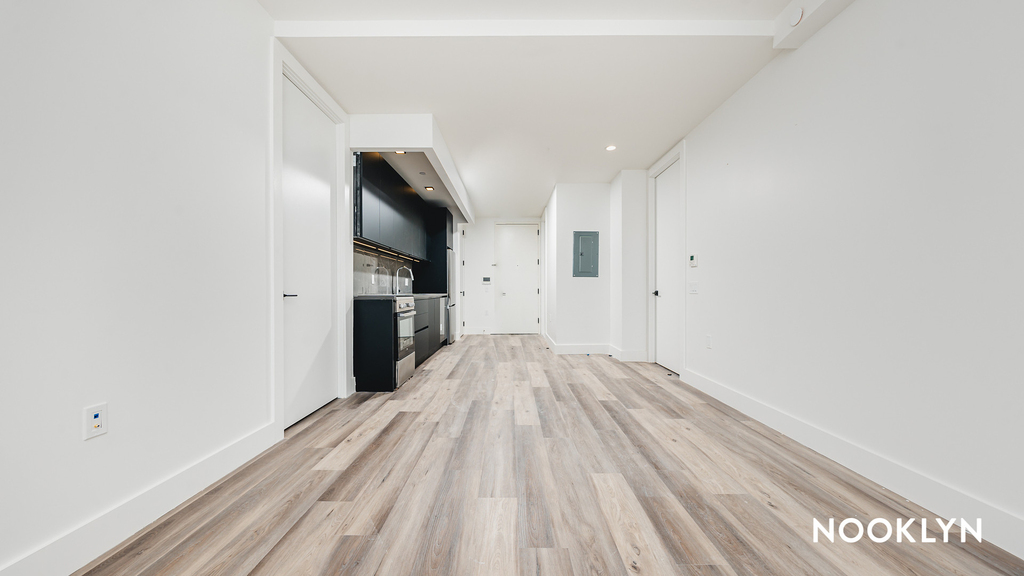 26 Quincy St  - Photo 10