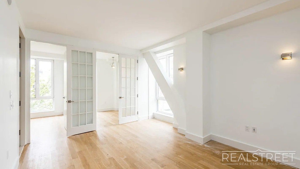 74 Maujer Street - Photo 5