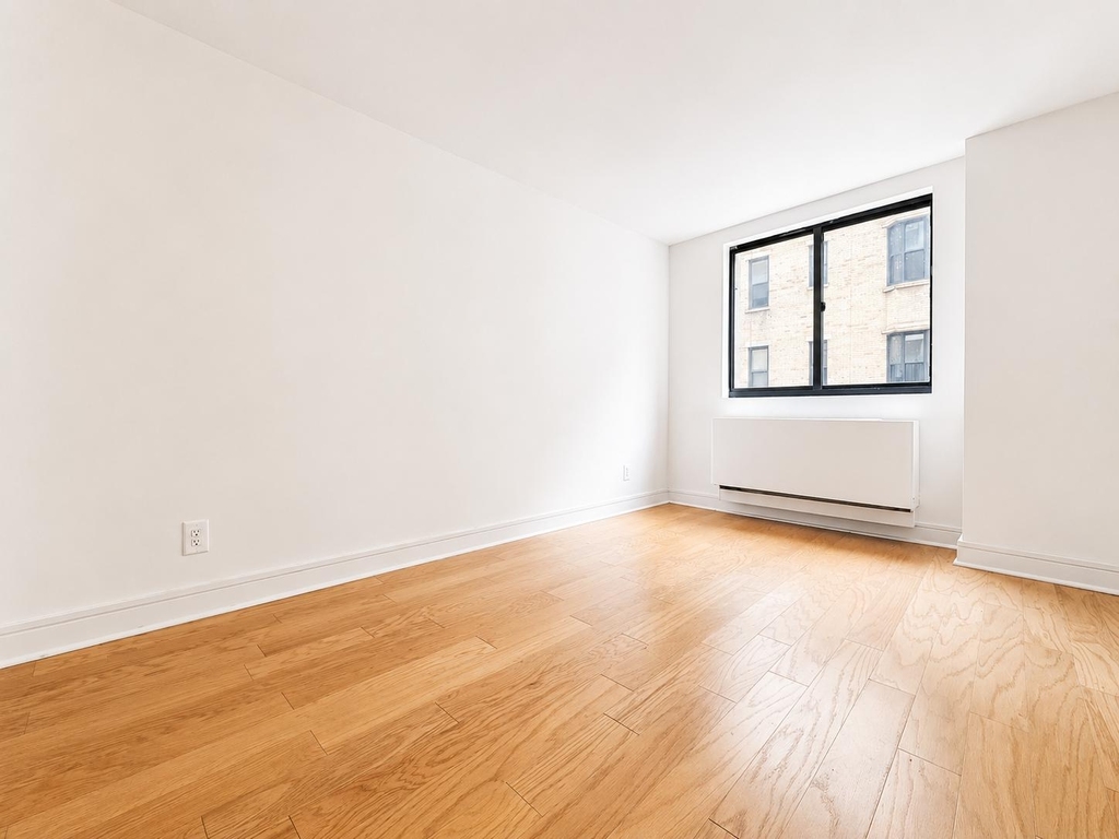 323 West 96th Street - Photo 5