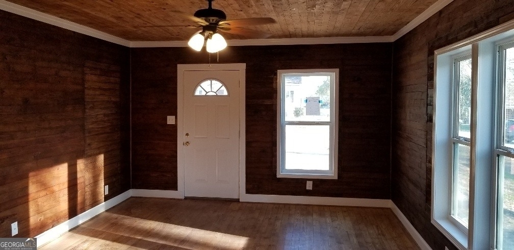 186 Georgia Avenue - Photo 2