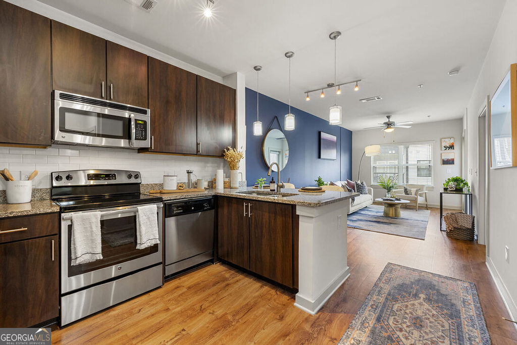 131 Ponce De Leon Avenue - Photo 1