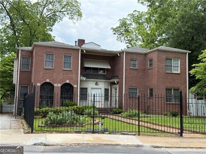 3548 E Main Street - Photo 1