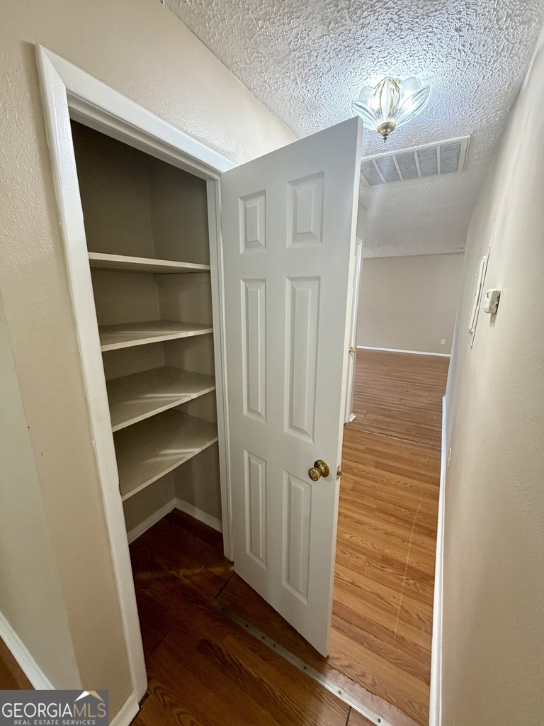 814 Crestwood Terrace - Photo 14
