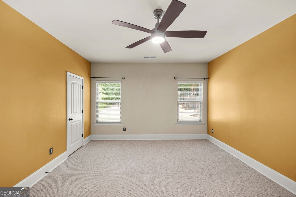 882 Nestling Drive - Photo 18