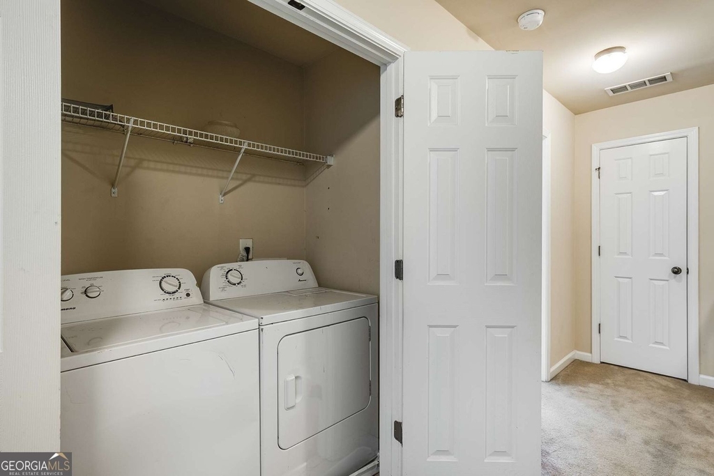 1798 Oakbrook Lane Nw - Photo 31