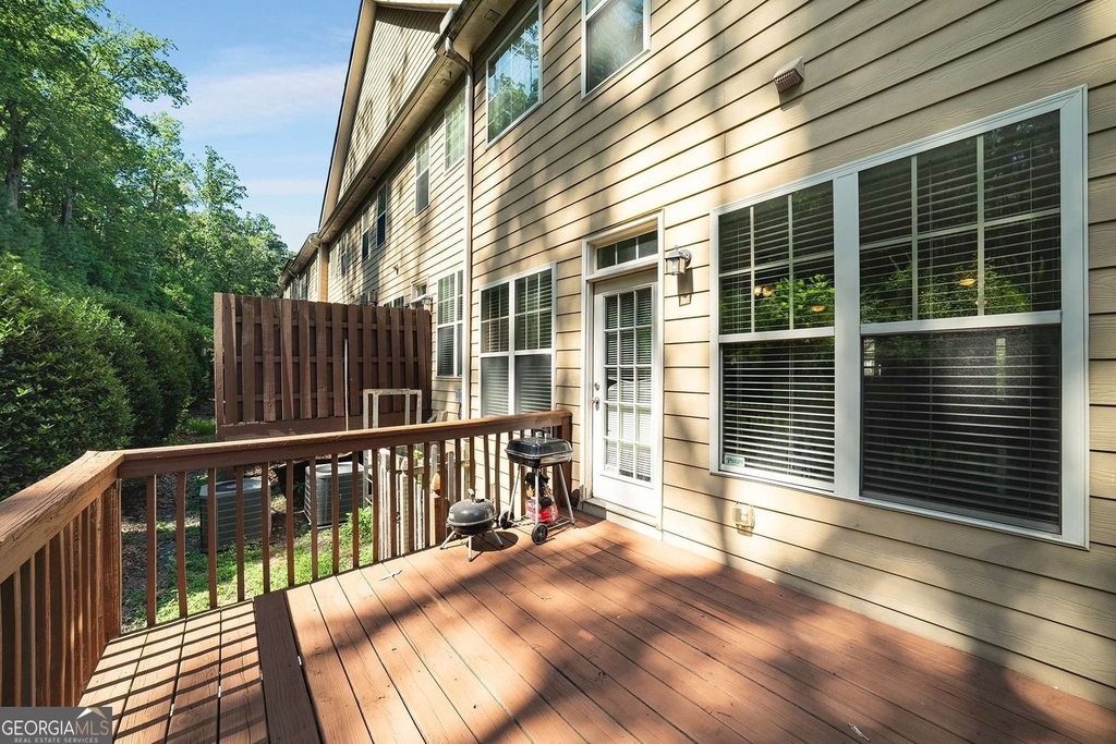 1798 Oakbrook Lane Nw - Photo 34