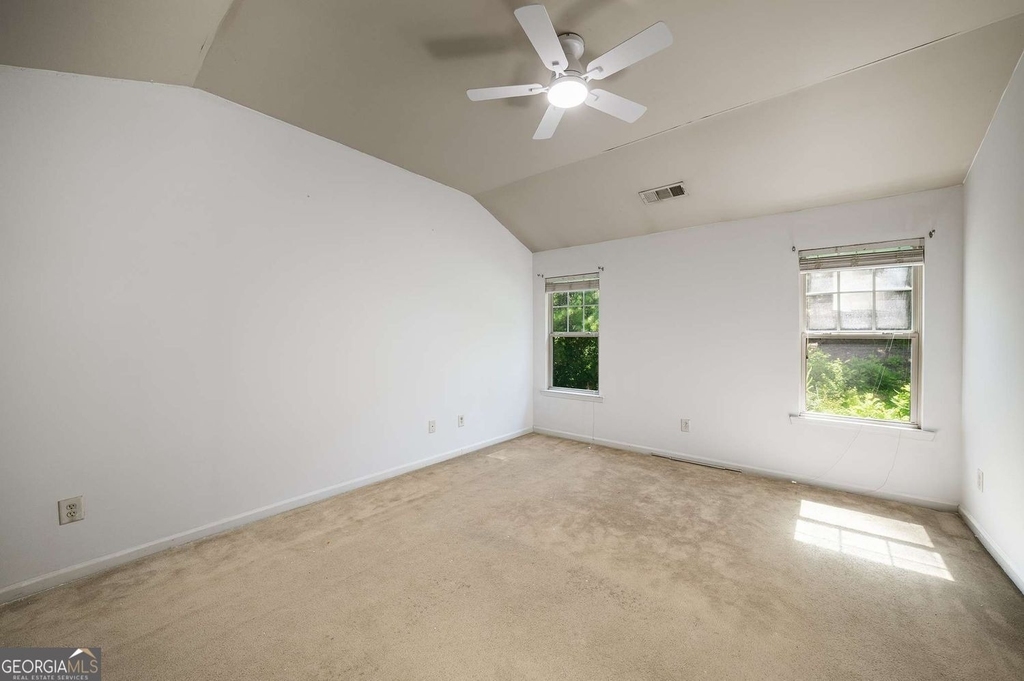 1798 Oakbrook Lane Nw - Photo 30