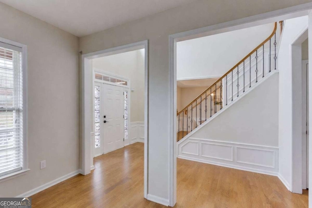 5135 Amberden Hall Drive - Photo 7