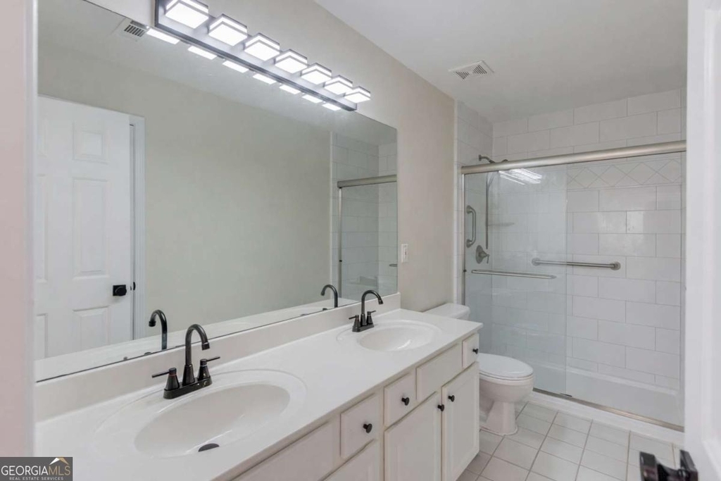 5135 Amberden Hall Drive - Photo 20