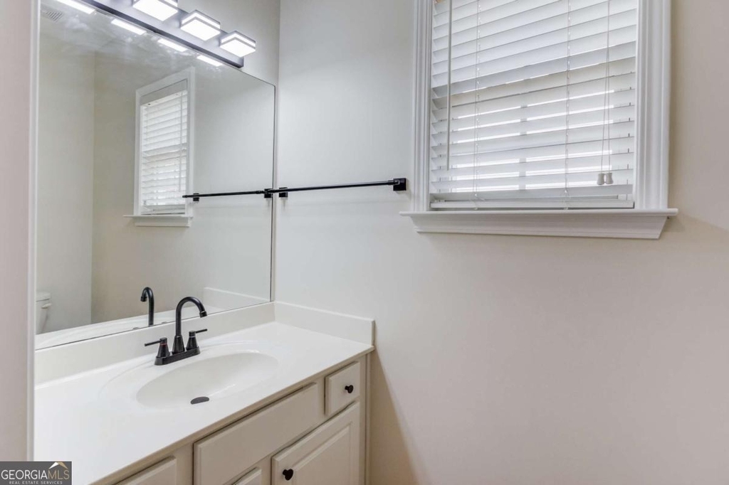 5135 Amberden Hall Drive - Photo 14