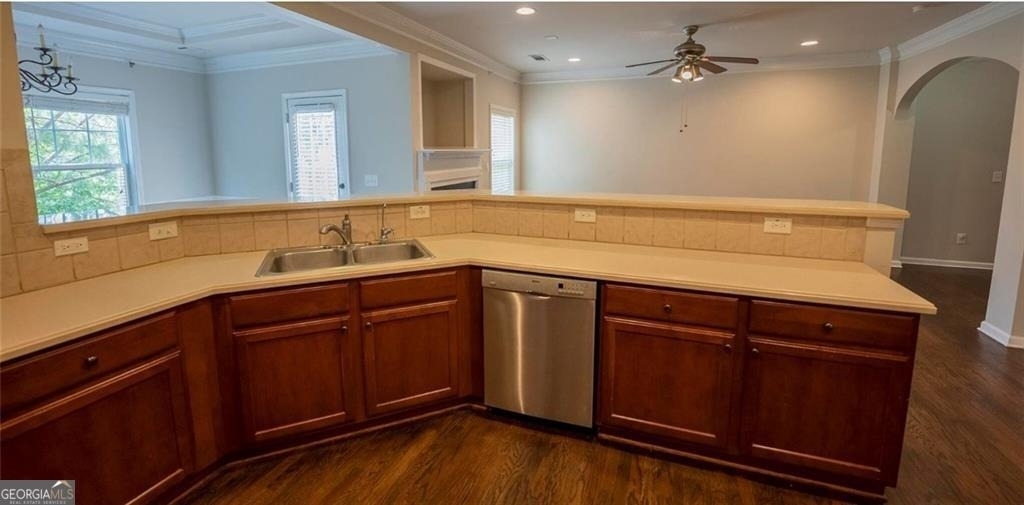 4885 Hastings Terrace - Photo 9