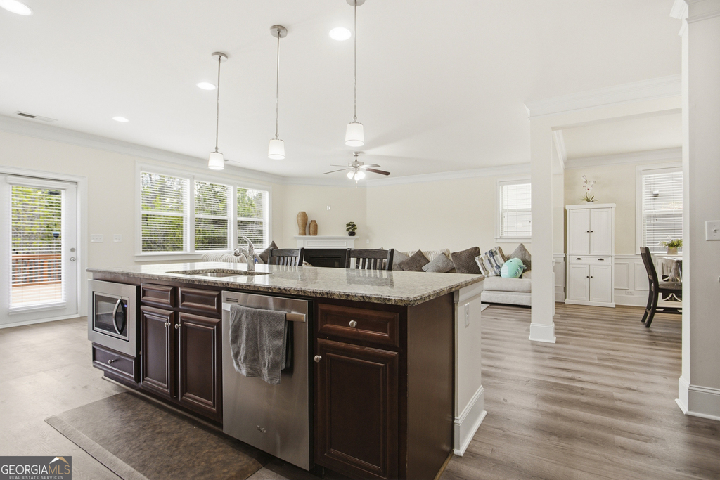 1220 Wesleyan Place - Photo 17