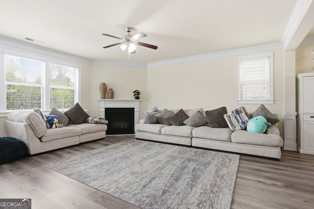 1220 Wesleyan Place - Photo 8