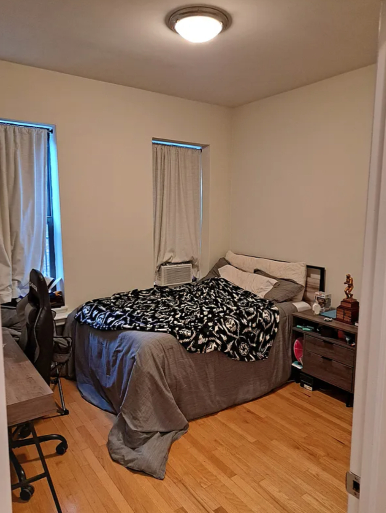 206 East 34th Street - Photo 6