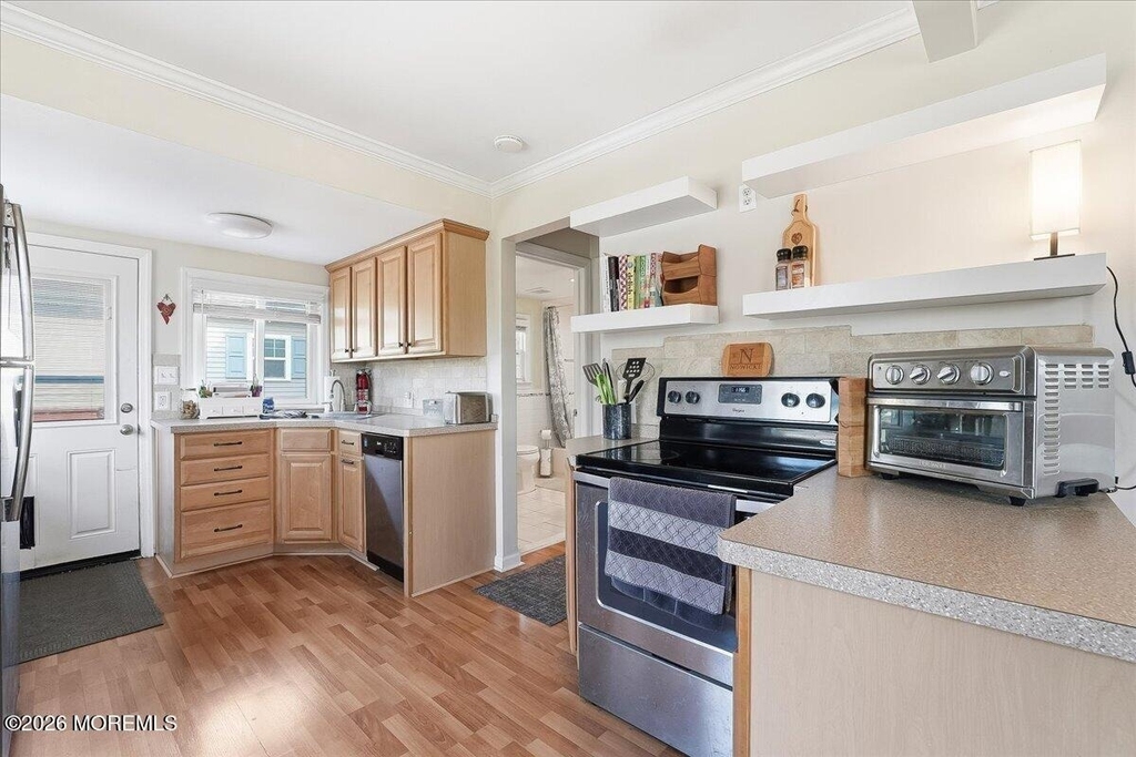 54 Main Street - Photo 7