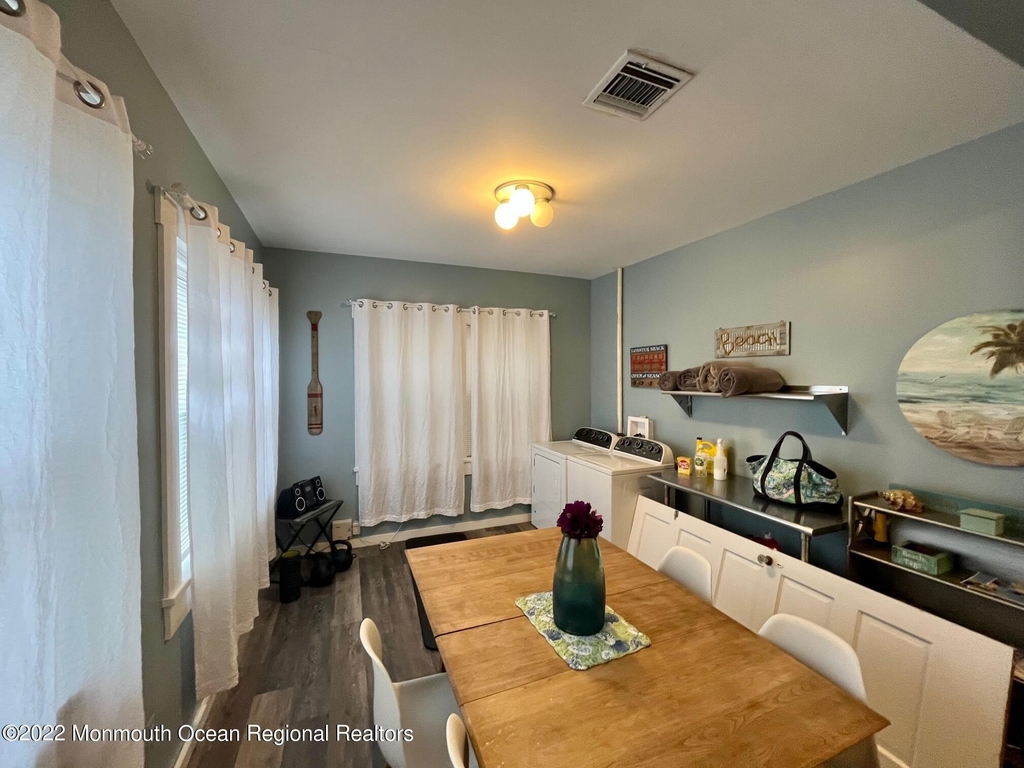 216 Main Street - Photo 4