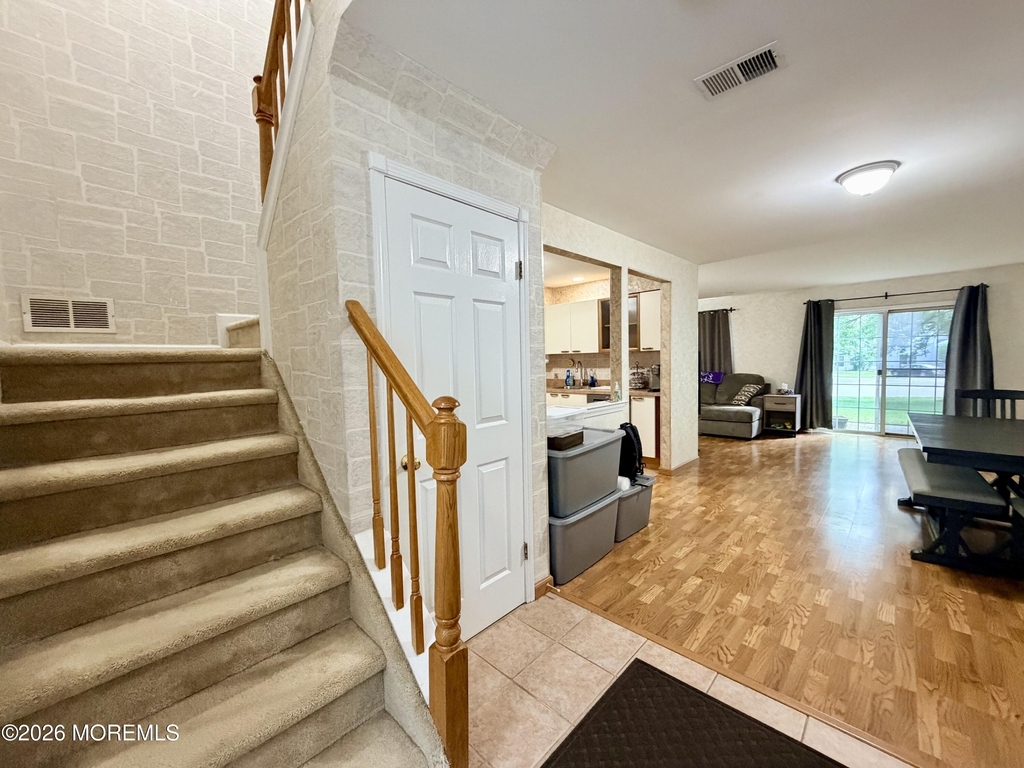 743 Banyan Court - Photo 2