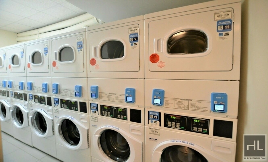Second Avenue - Photo 10