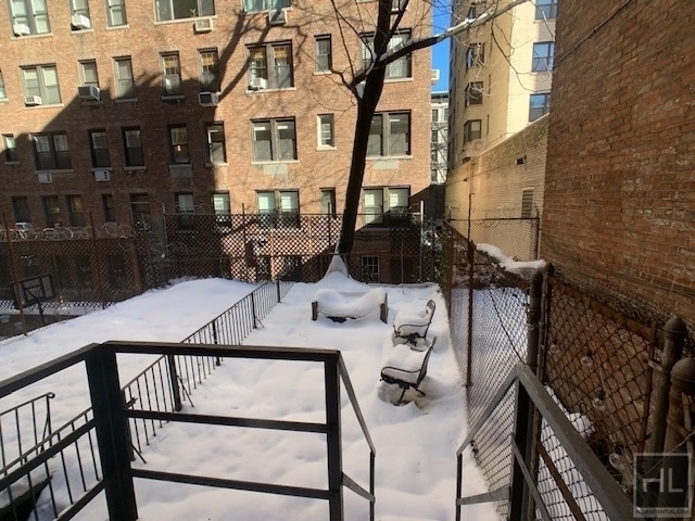 East 89 Street - Photo 9