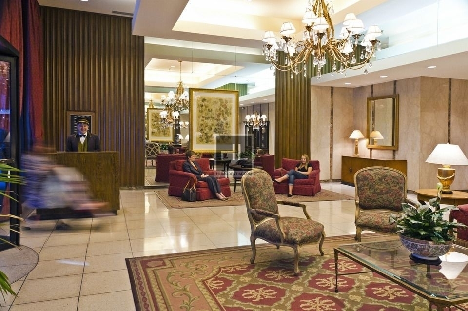 East 56th Street - Photo 5