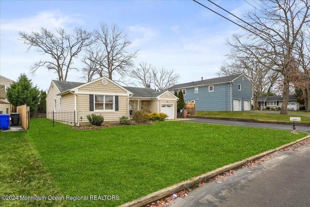 328 23rd Avenue - Photo 2
