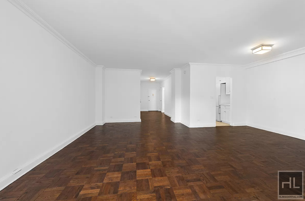 East 68th Street - Photo 2