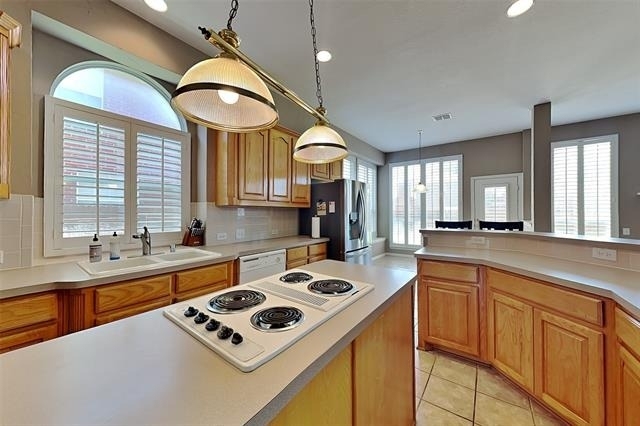 3910 Compton Drive - Photo 2