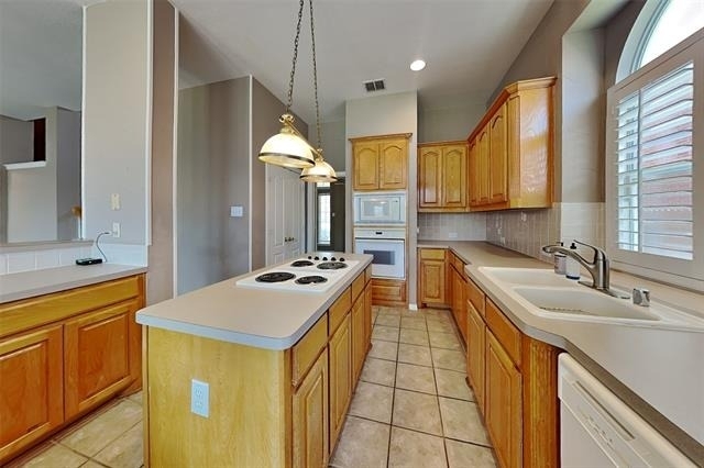 3910 Compton Drive - Photo 3
