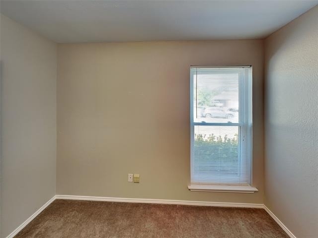 516 E Oak Street - Photo 11