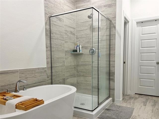 2410 Doncaster Drive - Photo 6