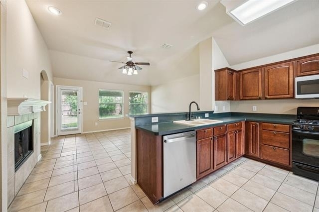 1207 Cedar Springs Drive - Photo 7