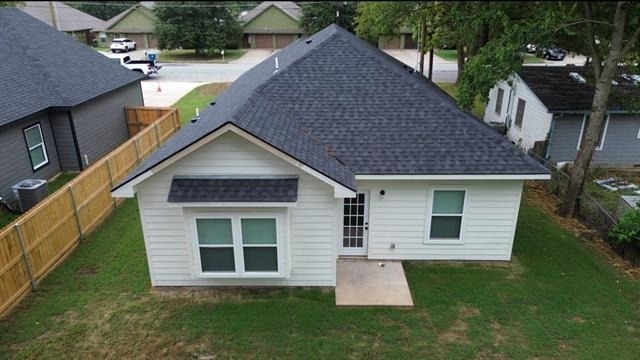 1031 W Coffin - Photo 3