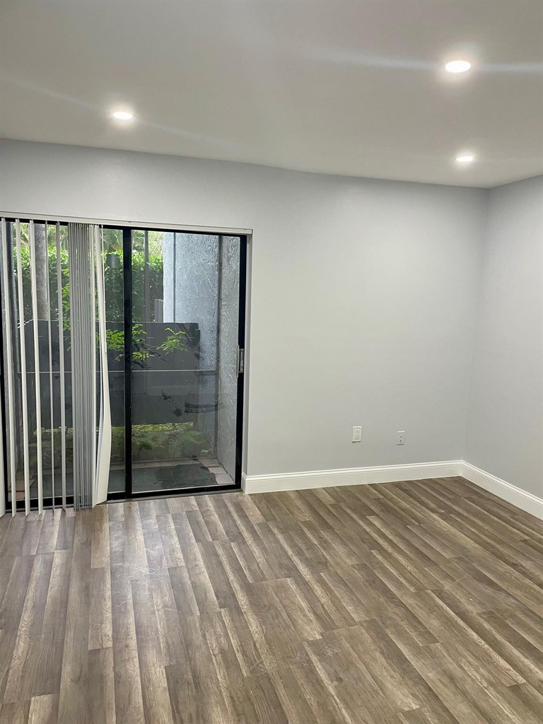 1021 Mockingbird Lane - Photo 5