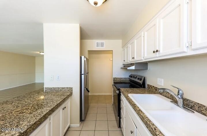3132 W Surrey Avenue - Photo 3