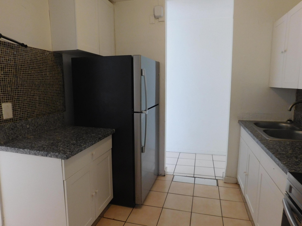 435 Nw 30th Avenue - Photo 8
