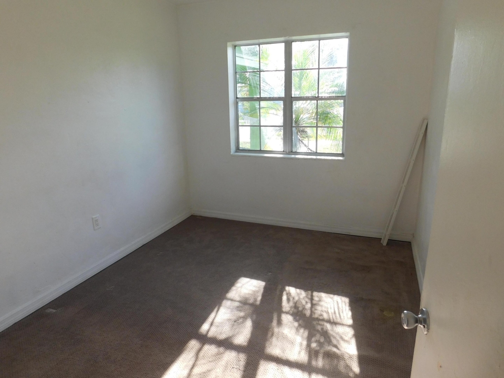 435 Nw 30th Avenue - Photo 11