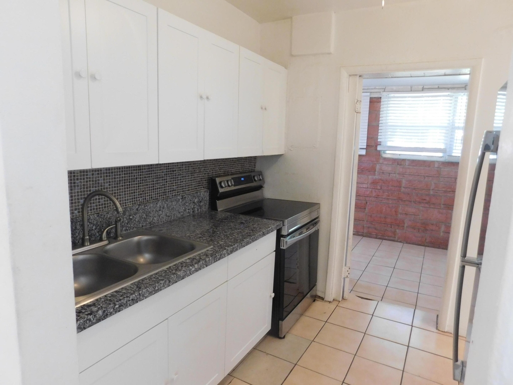 435 Nw 30th Avenue - Photo 6