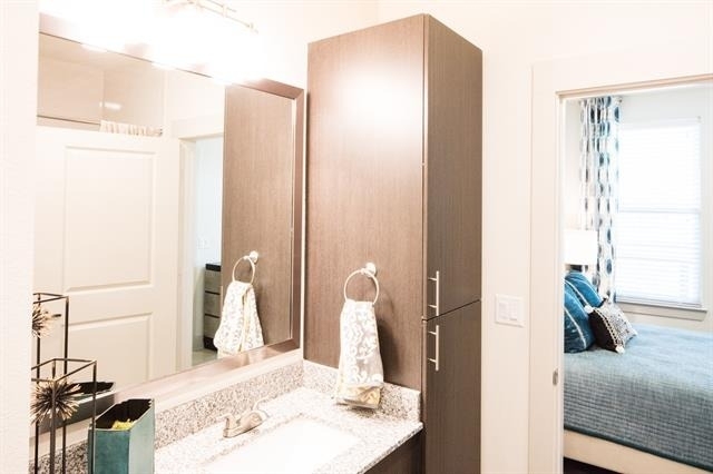 2101 W Rosedale Street - Photo 1