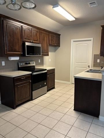 203 Commonwealth Circle - Photo 3