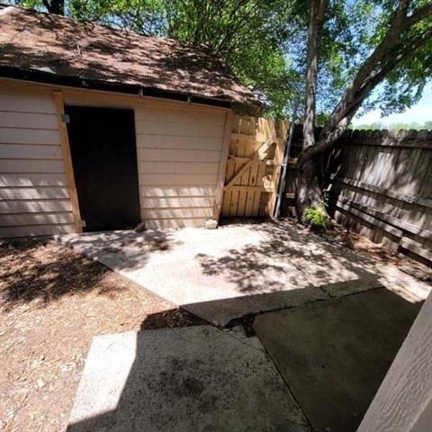 801 Nw Main Street - Photo 16