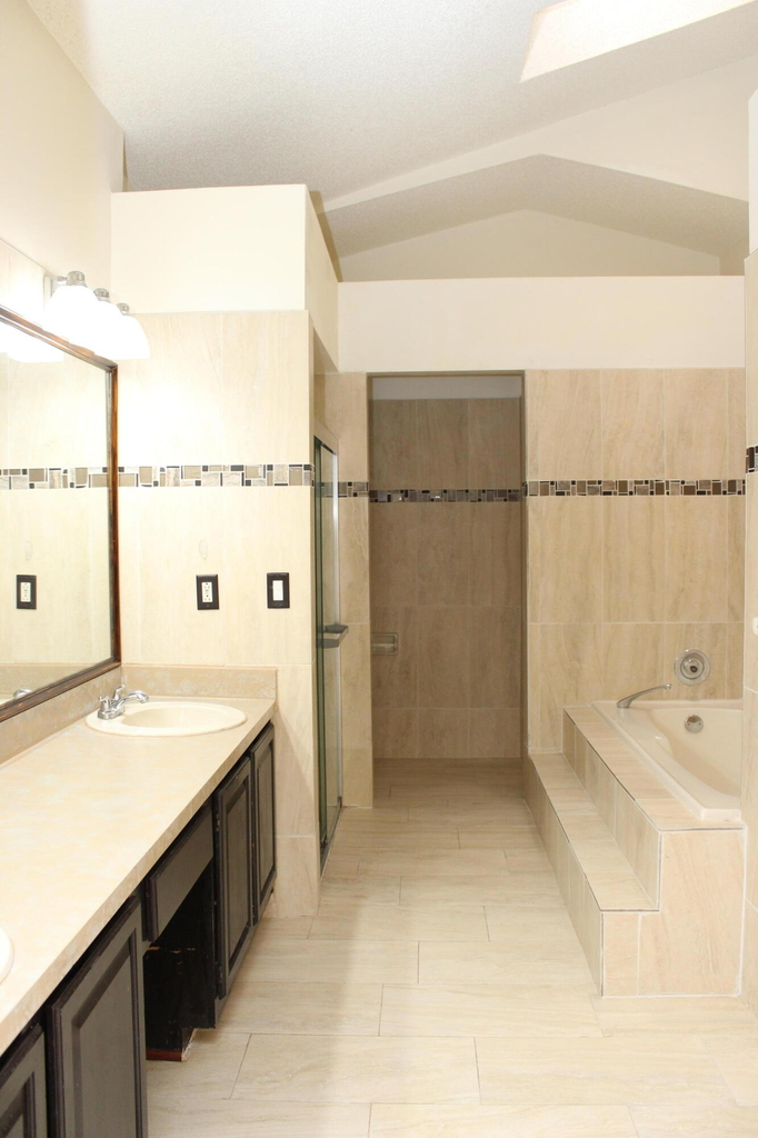 7705 Forest Green Lane - Photo 3